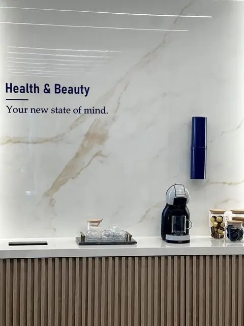 Dr. Adel Asfour Health & Beauty Clinic — photo 10