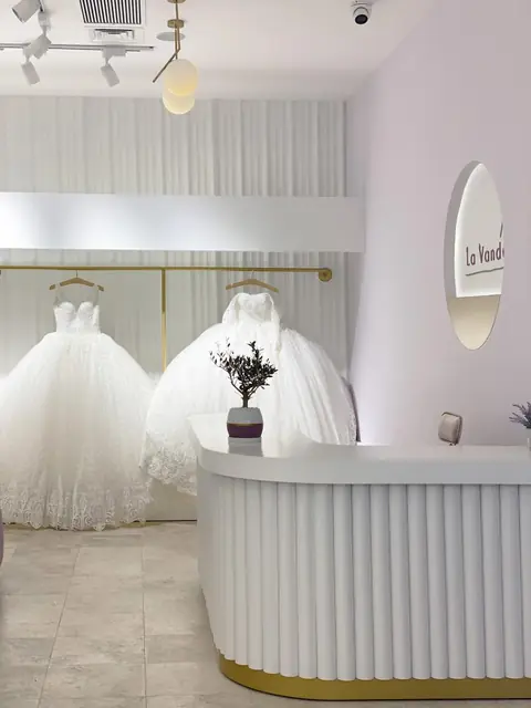 La Vanda Bridal Store — photo 3