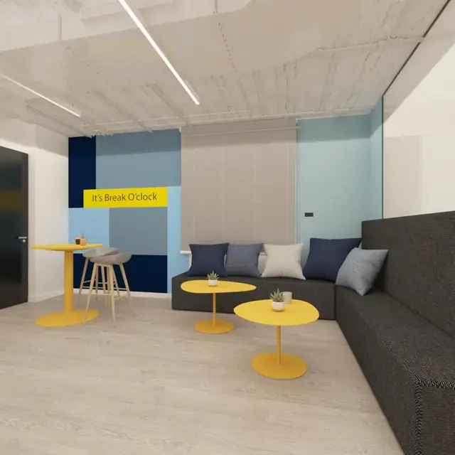 QCom — photo 3